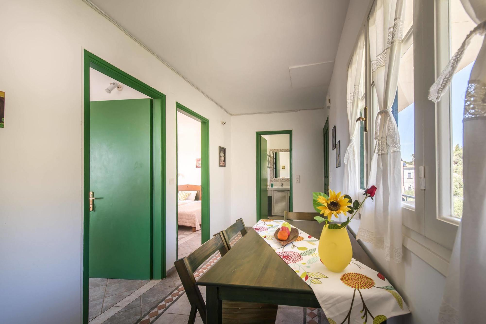 Dolce Vita Residence Kalamákion Eksteriør billede